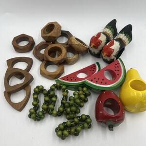Vintage Wood Napkin Rings Chickens Fruit Hand Carved Wood Mcm novelty